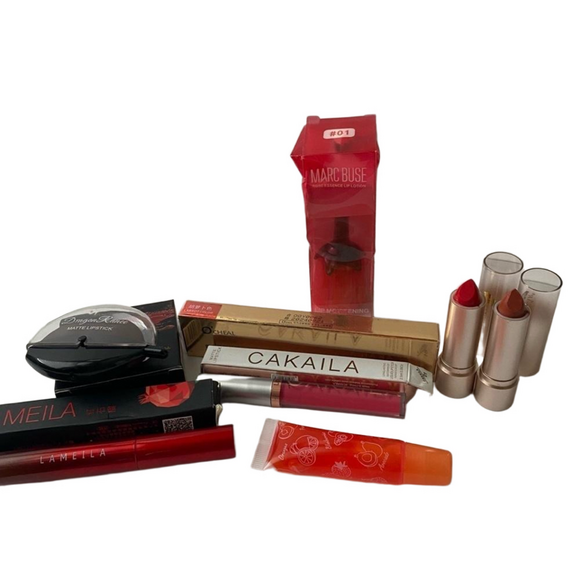 8 Piece Lip Colour - Brand New- Great gift - Picture 1 of 8